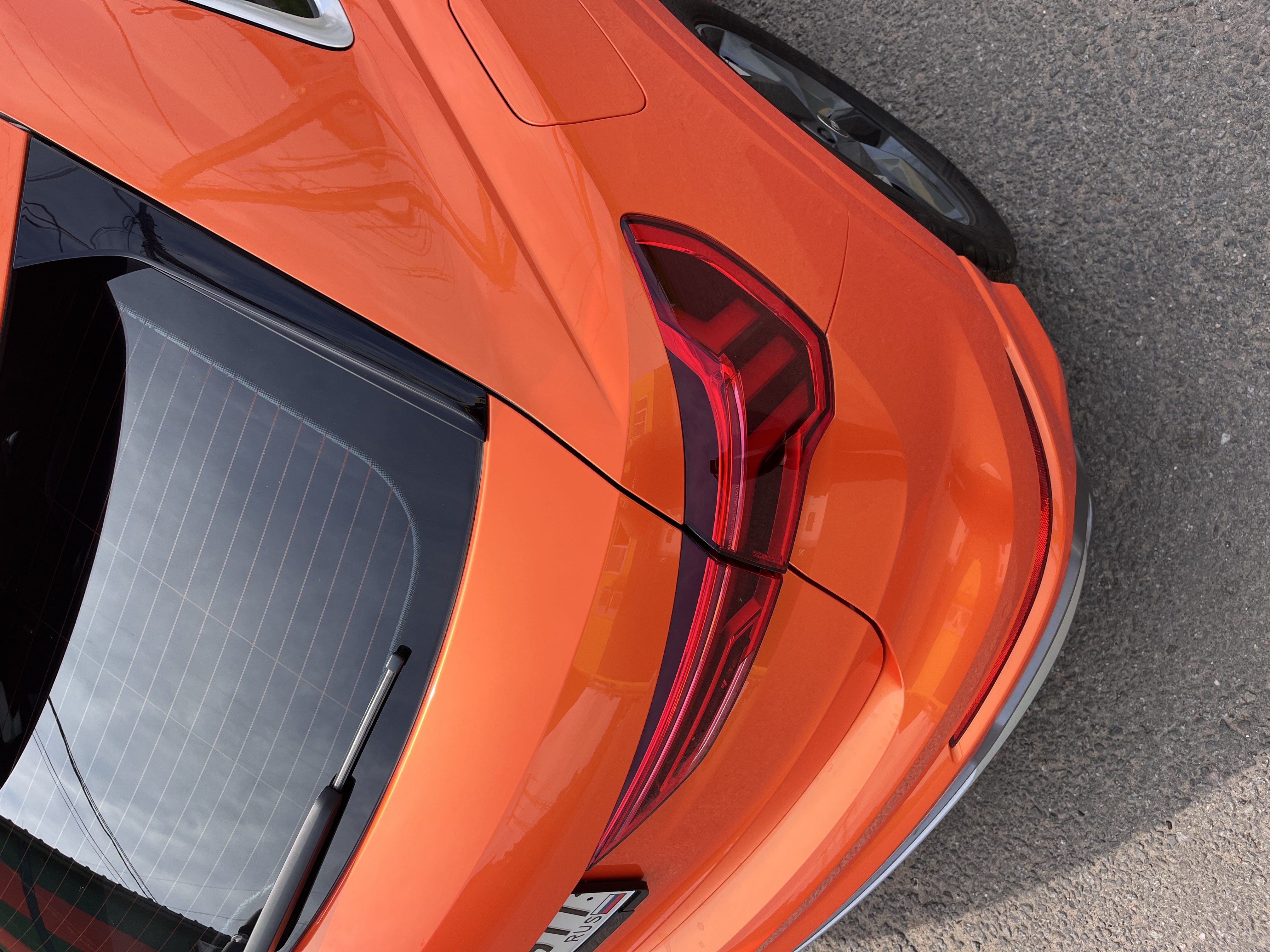 Audi Q3 в цвете Racing Orange